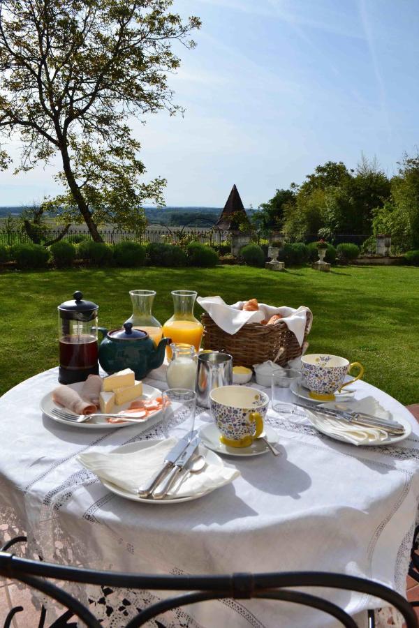 Le Manoir De Nabinaud Bed & Breakfast Екстериор снимка