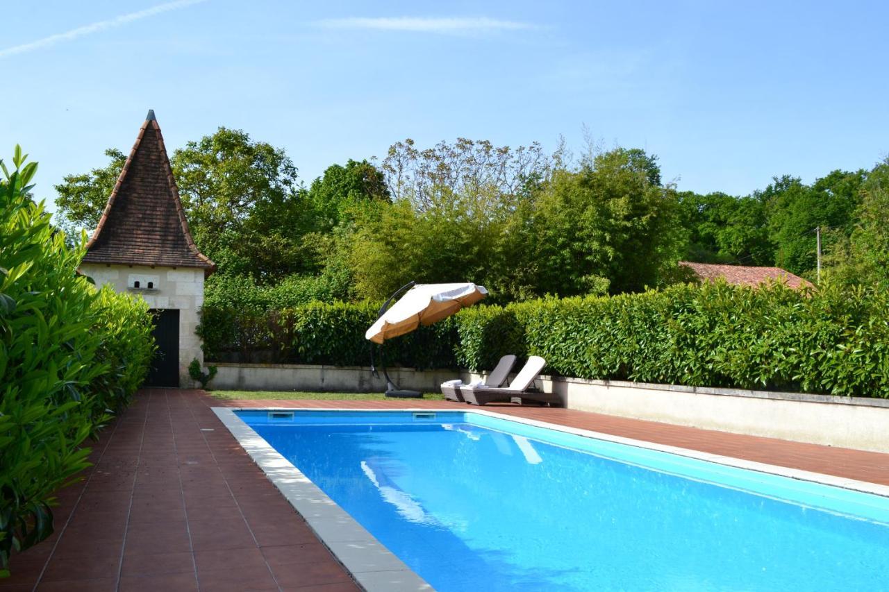 Le Manoir De Nabinaud Bed & Breakfast Екстериор снимка