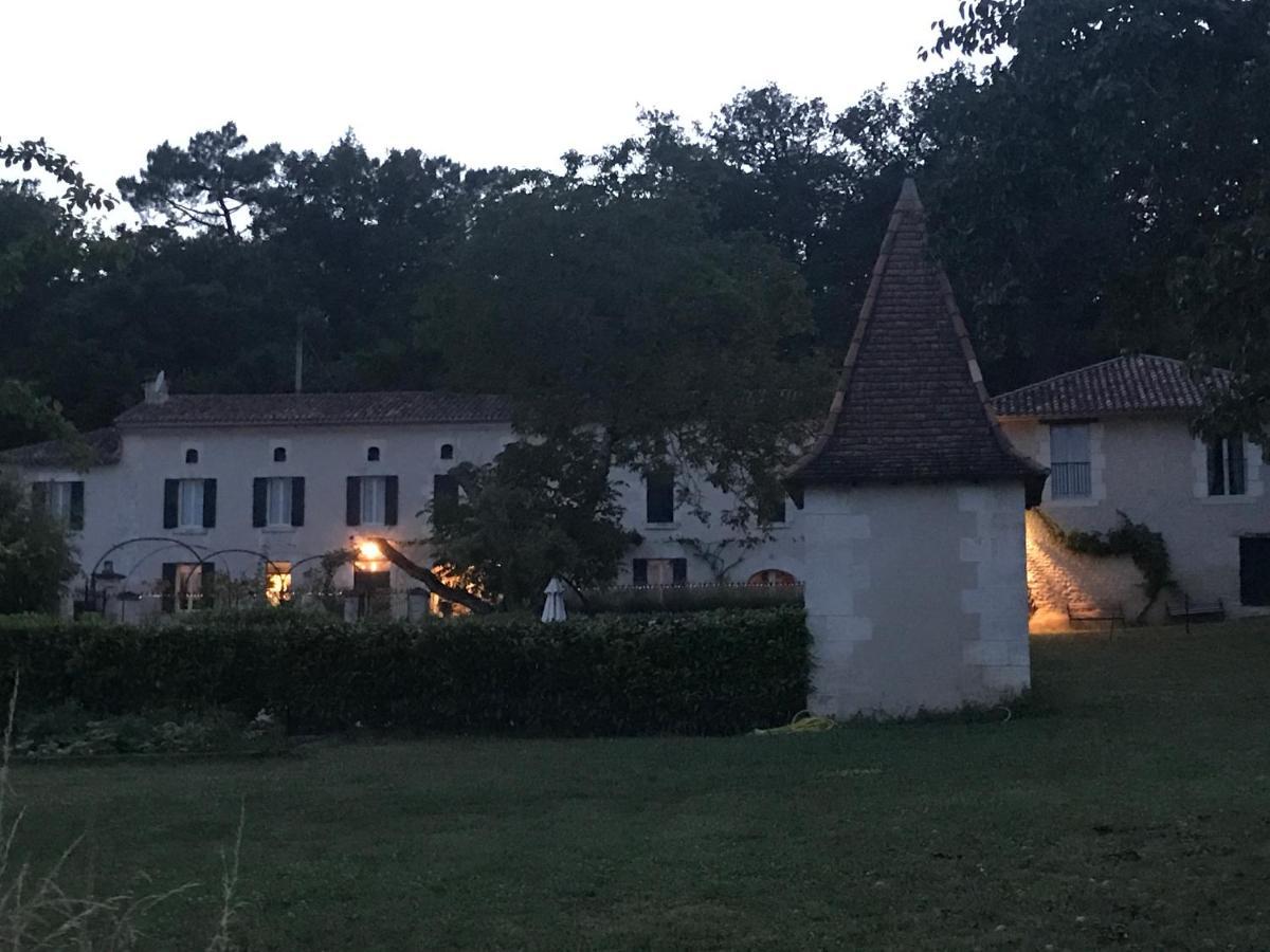 Le Manoir De Nabinaud Bed & Breakfast Екстериор снимка
